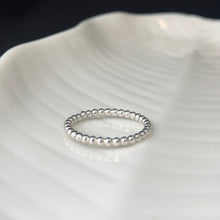 Laden Sie das Bild in den Galerie-Viewer, Perlenring