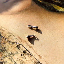 Laden Sie das Bild in den Galerie-Viewer, Silver &amp; Golden Drop
