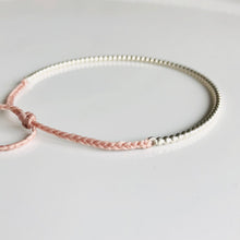 Laden Sie das Bild in den Galerie-Viewer, Silberarmband &amp; geflochtenes Band
